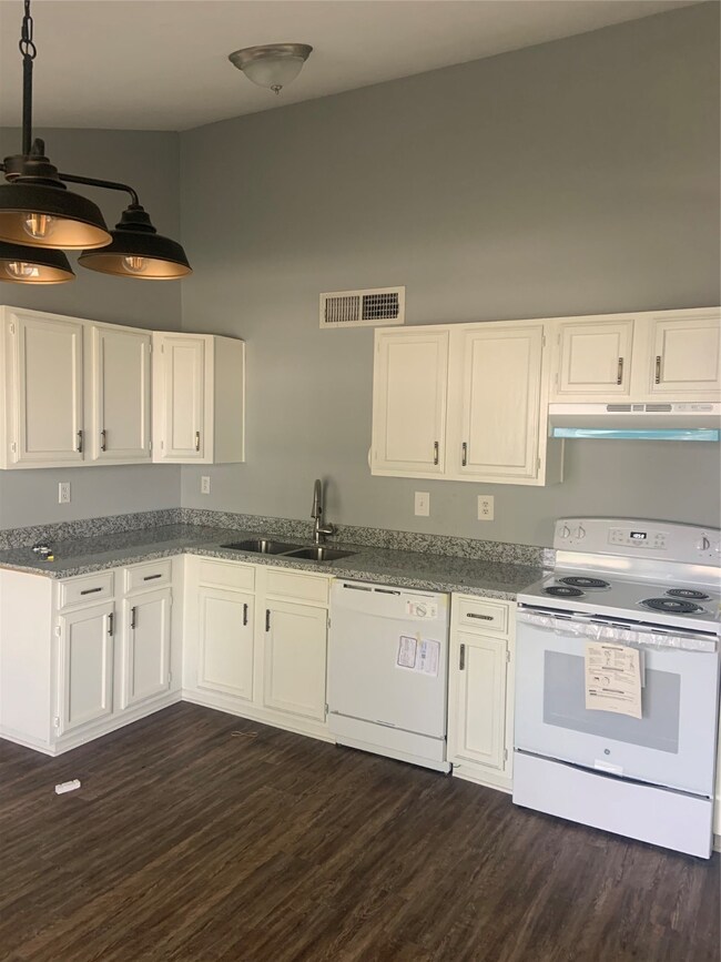 24411 Four Sixes Ln, Hockley, TX 77447 - photo 5