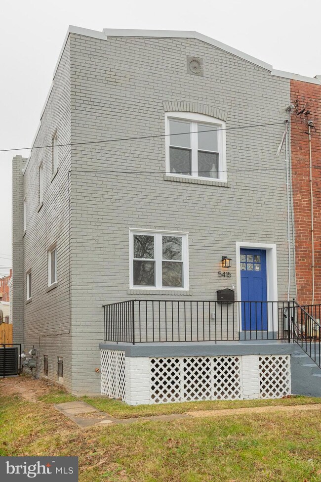 5415 E Capitol St SE, Washington, DC 20019 - photo 2