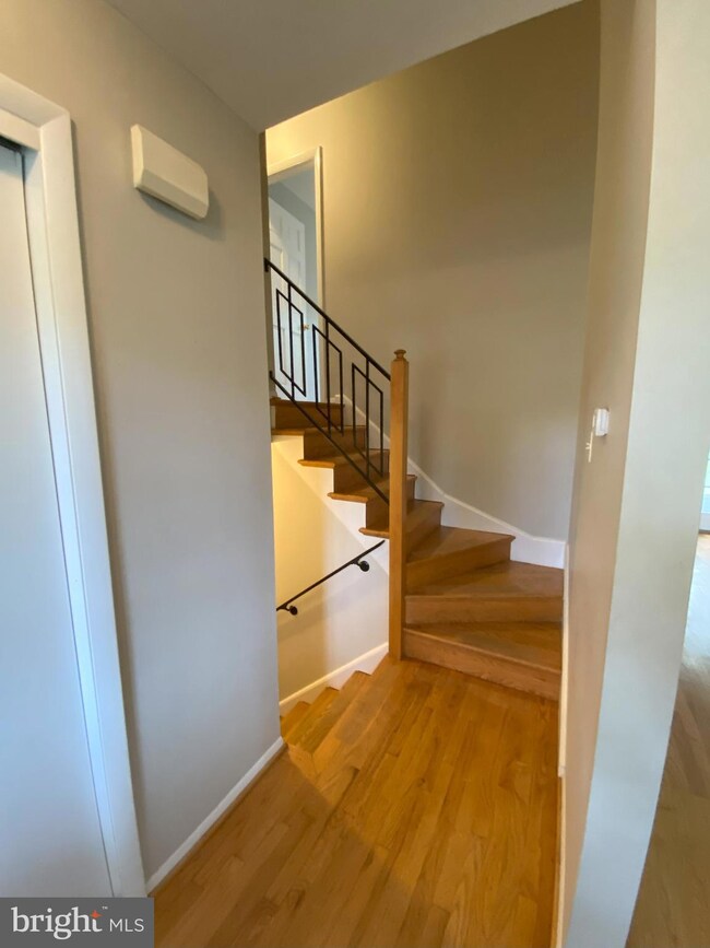 8412 Culver Place, Alexandria, VA 22308 - photo 6