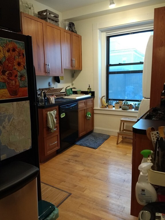 7 Brookline St unit 4, Cambridge, MA 02139 - photo 5