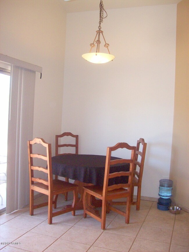 eat in kitchen