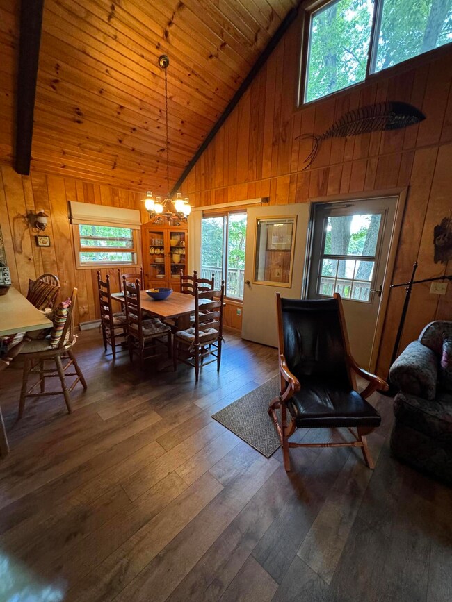 1117 W Lucinda Ln, Baldwin, MI 49304 - photo 6