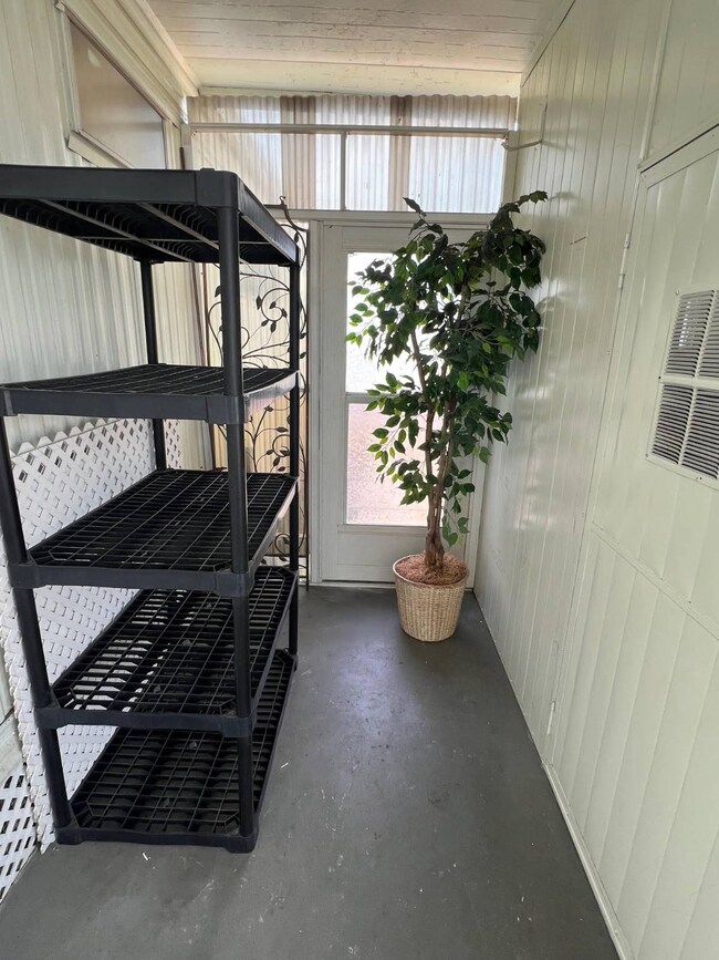 13225 101st St SE unit 113, Largo, FL 33771 - photo 3