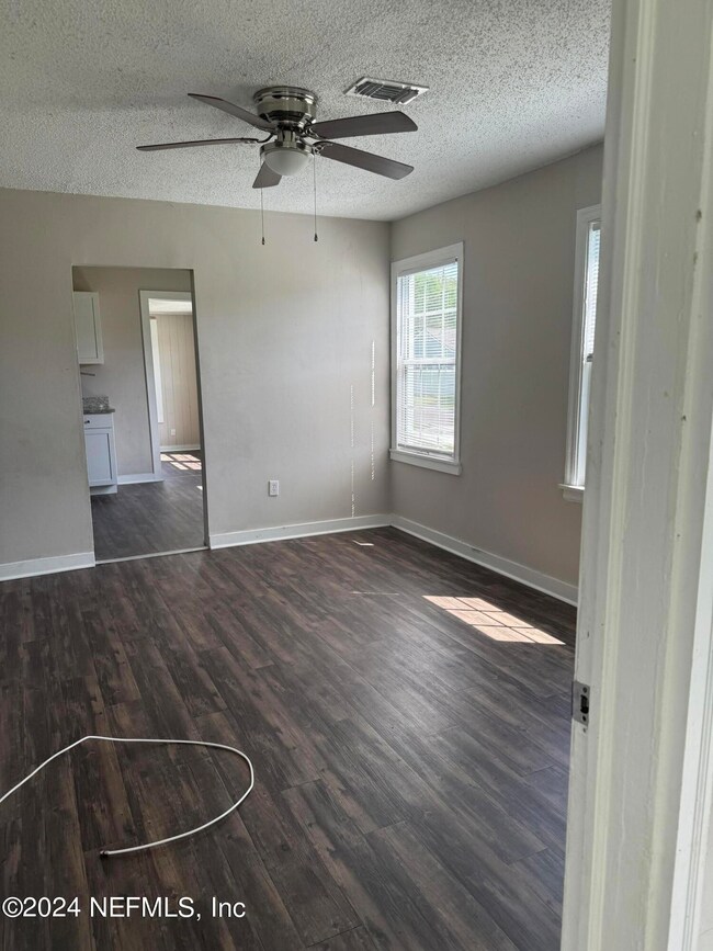 5303 Colonial Ave, Jacksonville, FL 32210 - photo 2