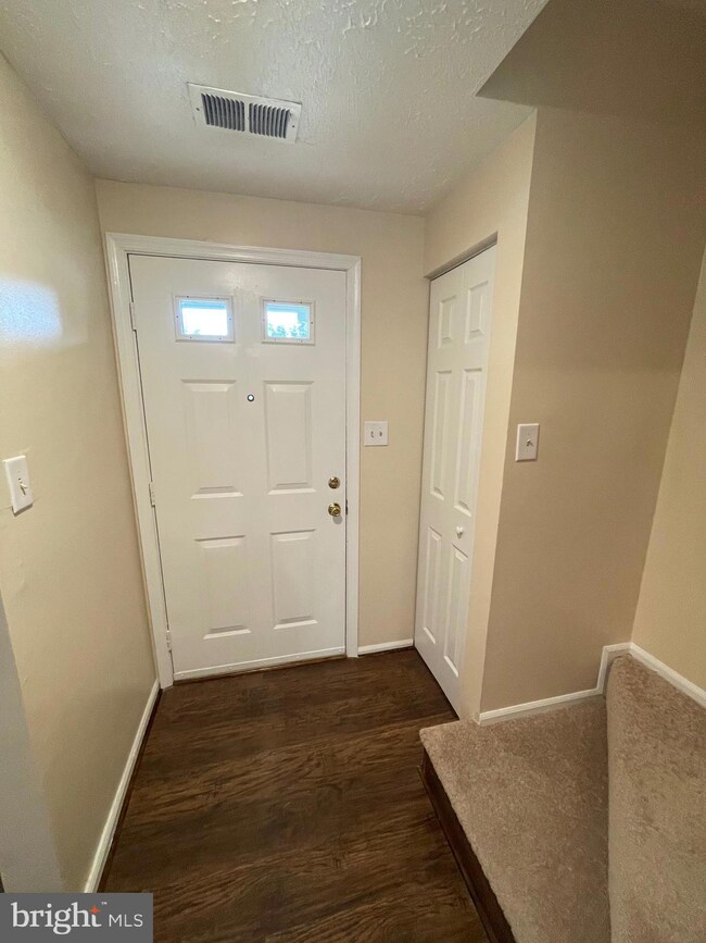 7105 Branchwood Place, Clinton, MD 20735 - photo 2