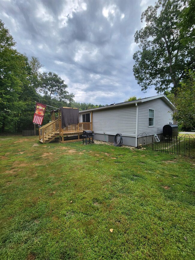 41 Mountainview Rd, Swanzey, NH 03446 - photo 5