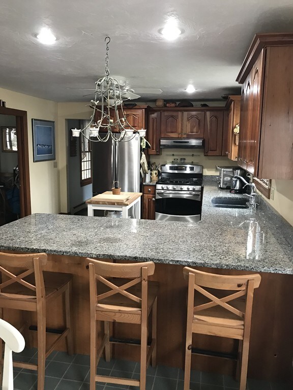 7 Valley Dr, South Dartmouth, MA 02748 - photo 5