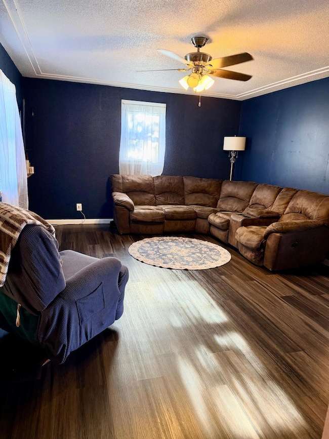 607 4th St NE, Little Falls, MN 56345 - photo 5