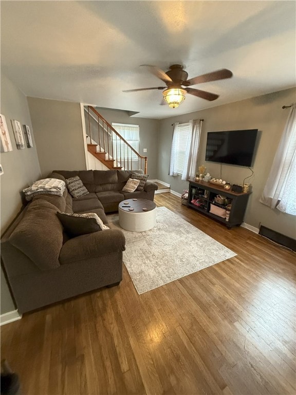 29 E 2nd Ave, Latrobe, PA 15650 - photo 2