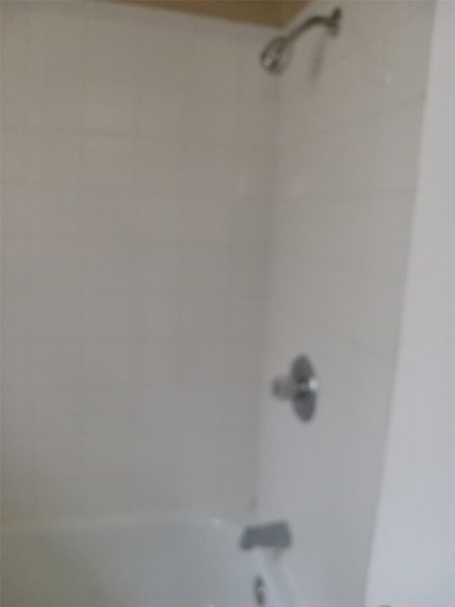 2342 Lemonwood Ln, Houston, TX 77038 - photo 7