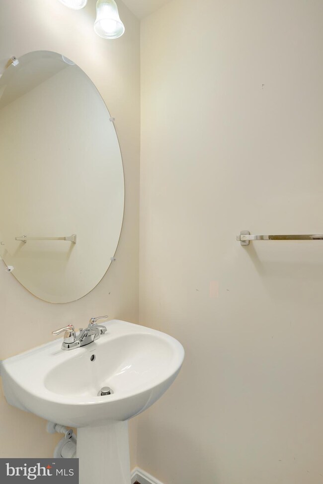 1153 Carinoso Cir, Severn, MD 21144 - photo 7