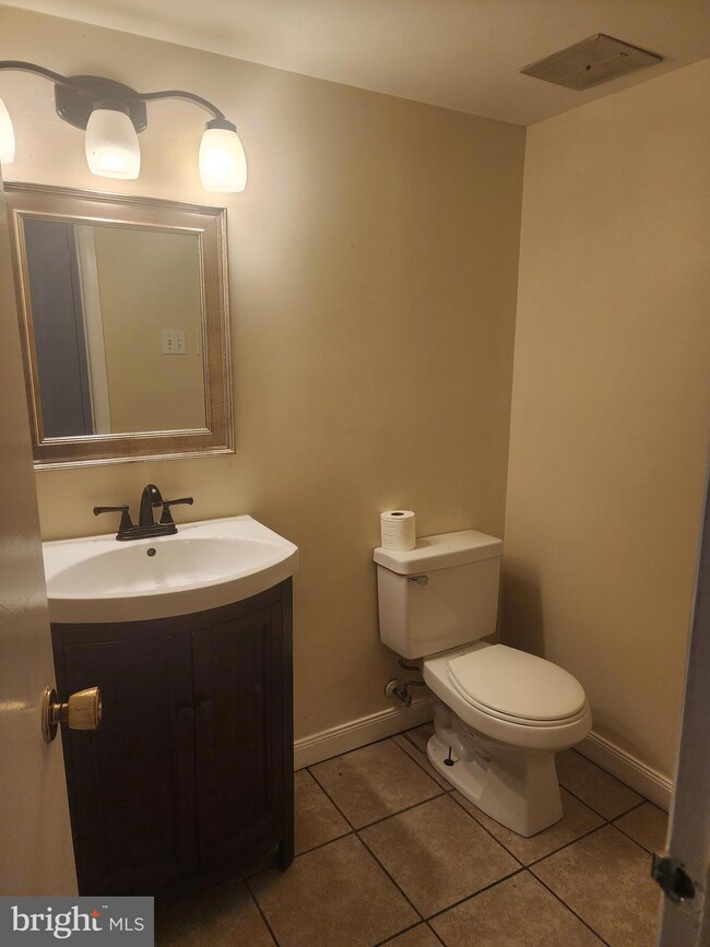 3883 Havenwood Place unit D, Alexandria, VA 22309 - photo 6