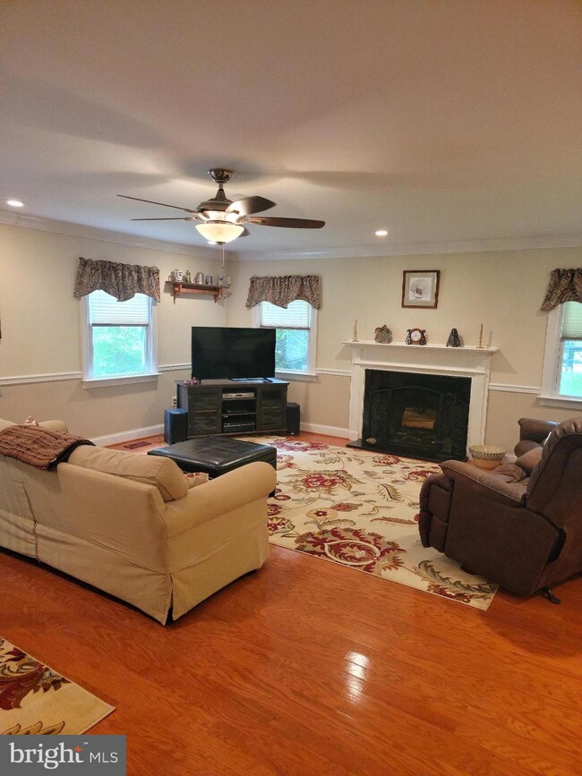 13504 Youngwood Turn, Bowie, MD 20715 - photo 3