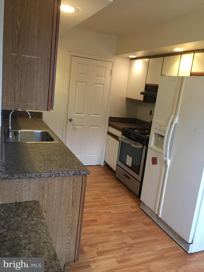 2839 Maxwell St, Philadelphia, PA 19136 - photo 5