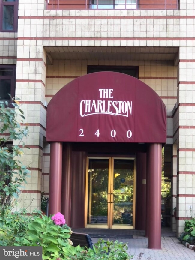 The Charleston unit 802, Arlington, VA 22201 - photo 3