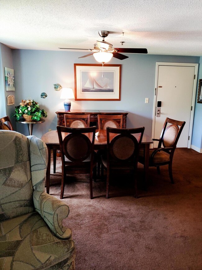 1373 Post Rd unit 8E, Wells, ME 04090 - photo 4