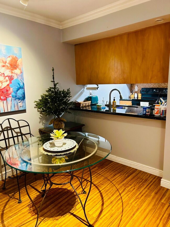 2 DINING ROOM