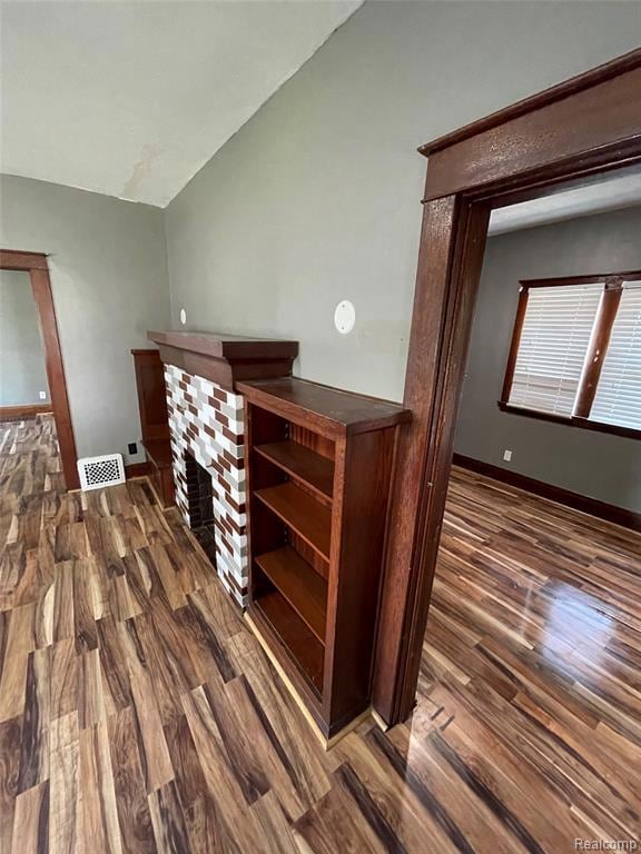 2021 Benjamin St, Saginaw, MI 48602 - photo 6