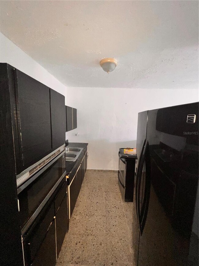 URB. TOA ALTA HEIGHT # 7 Calle 11 Bloq E, Toa Alta, PR 00953 - photo 7