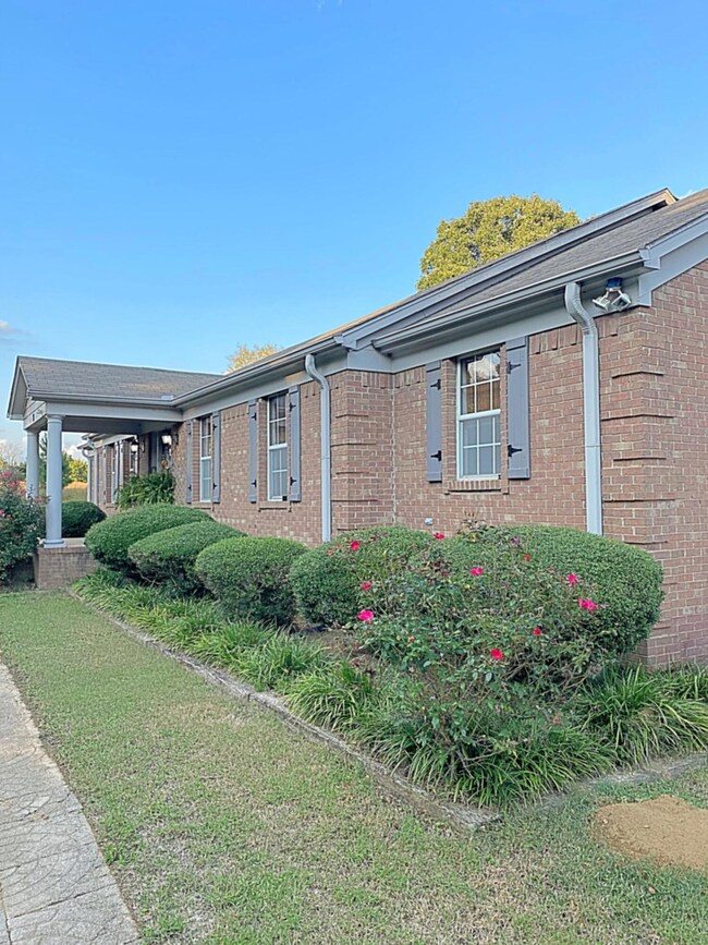 EA5C3EDB-49BD-47EA-9029-DC827B8303A0