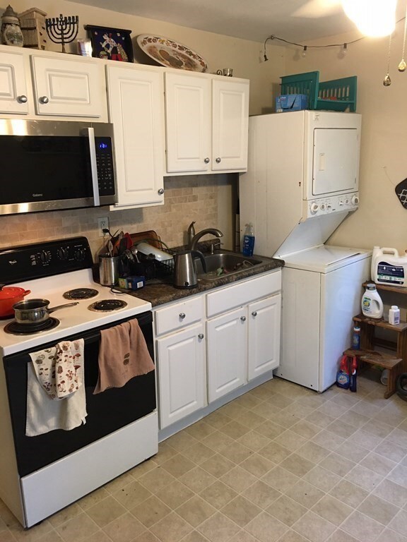 6 Page Place unit 2, Woburn, MA 01801 - photo 3