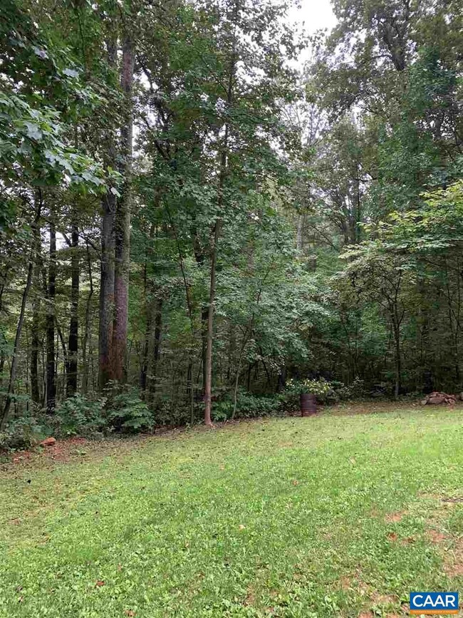 1185 Red Bird Dr, Stanardsville, VA 22973 - photo 3