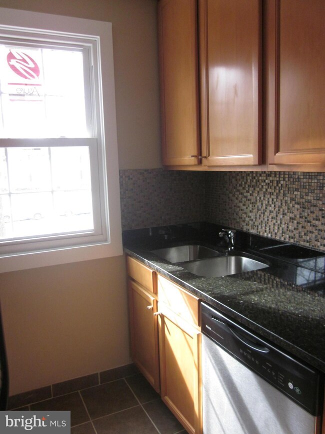 4324 2nd Rd N unit 43244, Arlington, VA 22203 - photo 5