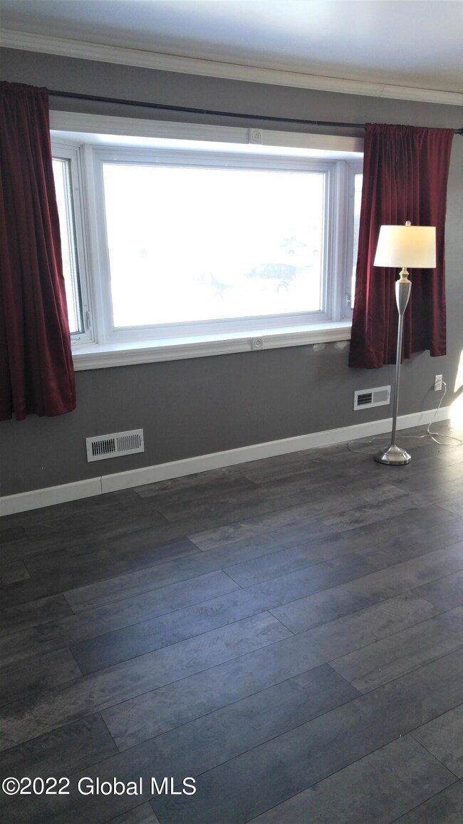 15 Wedgewood Ave, Schenectady, NY 12303 - photo 5