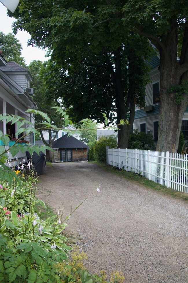 25 Shore Rd unit 3, Ogunquit, ME 03907 - photo 6