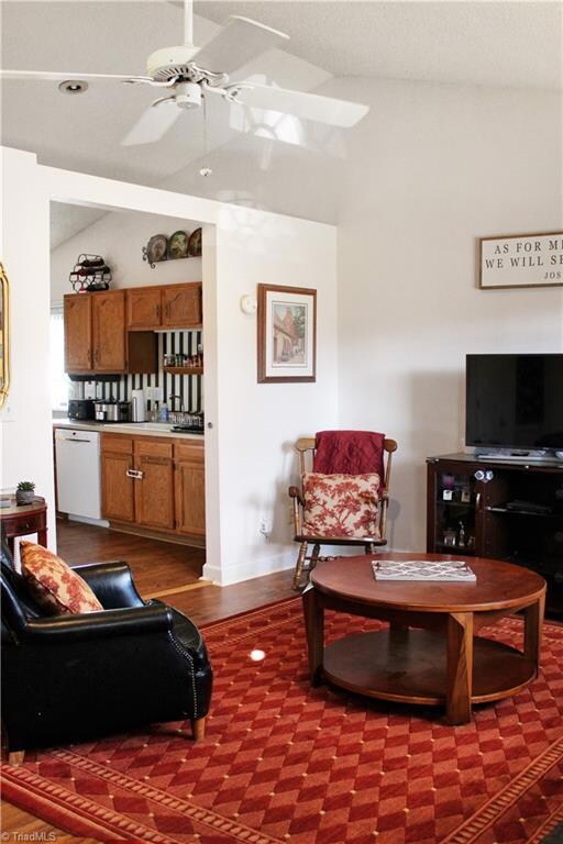Beautiful vaulted ceilings.