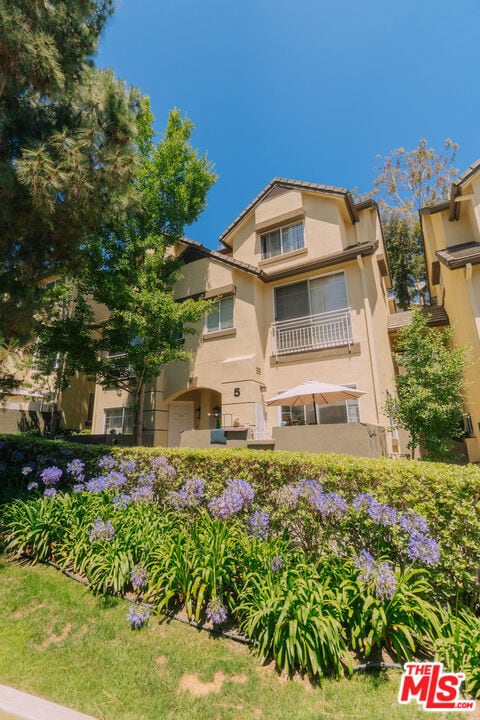 4600 Don Lorenzo Dr unit 13, Los Angeles, CA 90008 - photo 4