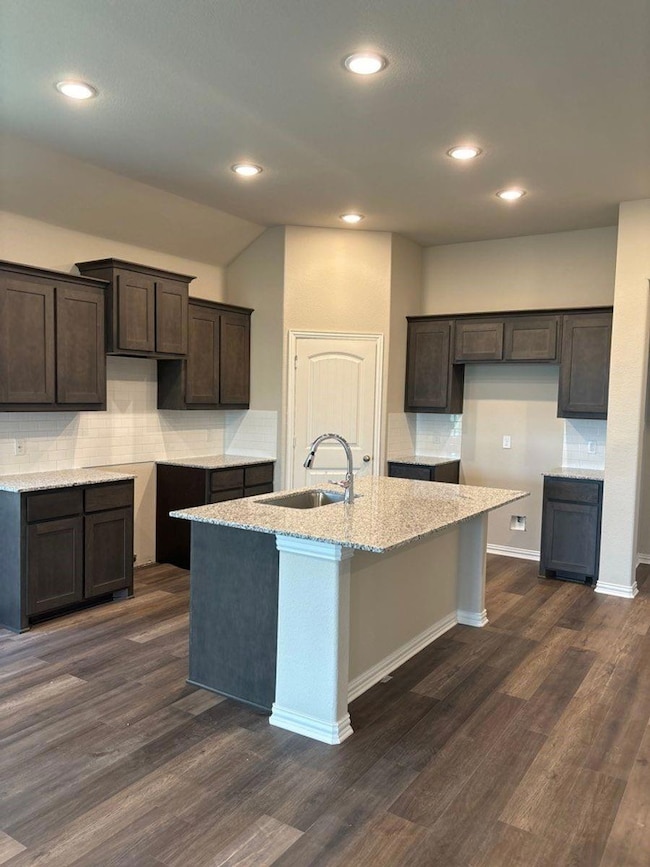 3529 Austin St, Gainesville, TX 76240 - photo 2