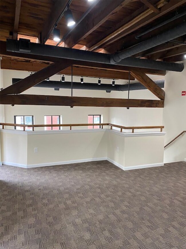 1181 Elm St, Manchester, NH 03101 - photo 4