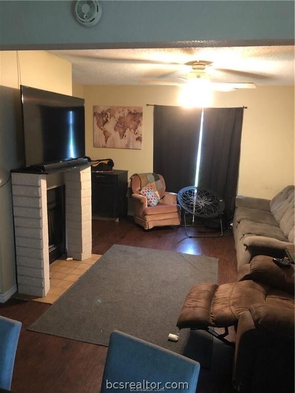 1404 Lemon Tree Ln, College Station, TX 77840 - photo 4