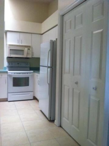 4532 SW Beta Ln, Port Saint Lucie, FL 34953 - photo 6