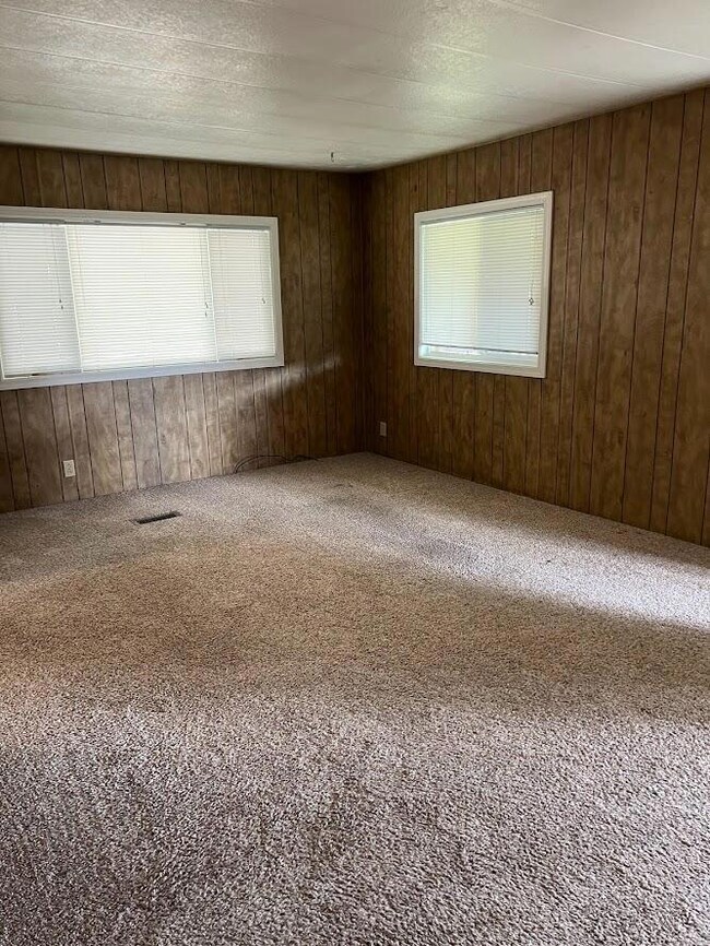 2120 Cullison Ln, Grants Pass, OR 97527 - photo 4