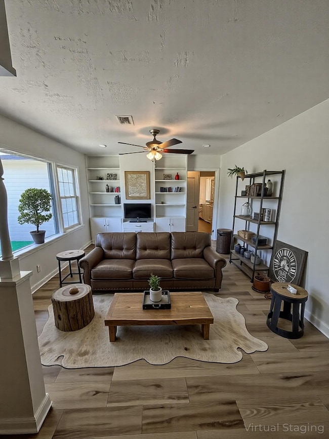 6062 Lisa Ln, Houston, TX 77021 - photo 2