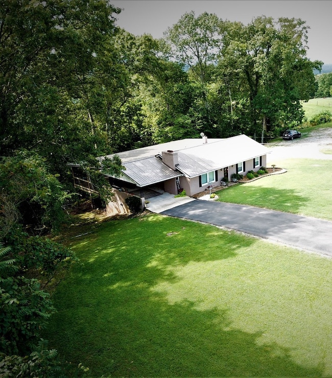 1570 Verna Qualls Rd, Sparta, TN 38583 - photo 4