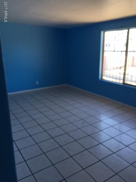 6023 S 19th Place - Living Room