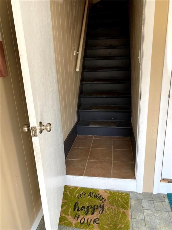 6 Tyler St unit 2, Newport, RI 02840 - photo 4