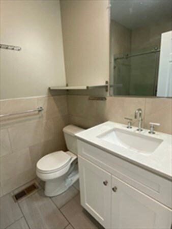 657 Adams St unit 1, Quincy, MA 02169 - photo 6