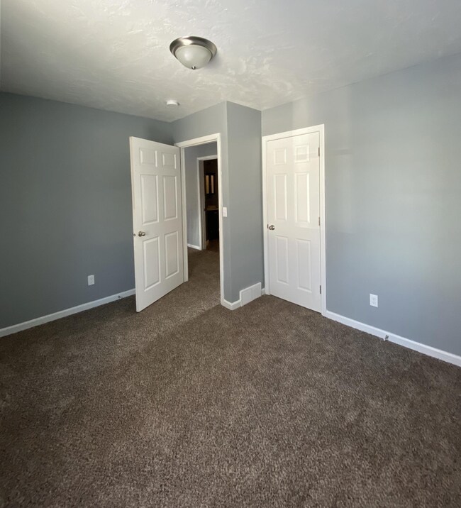 Main bedroom 2