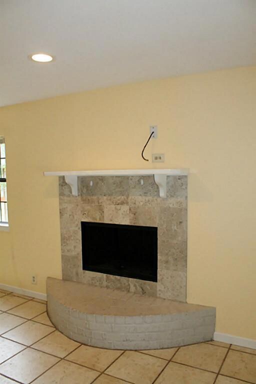 18925 Veterans Rd, Magnolia, TX 77355 - photo 7