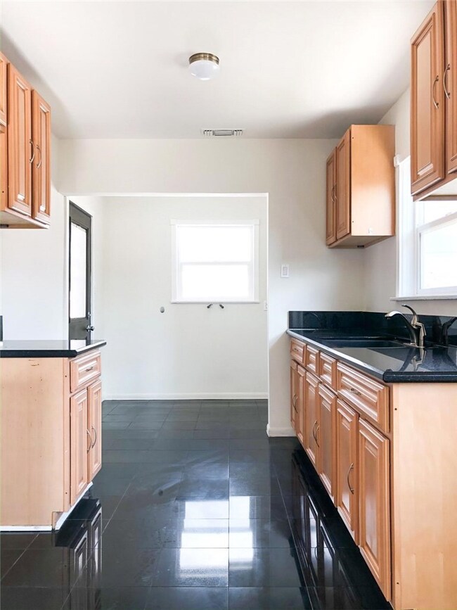 1917 W 137th St, Compton, CA 90222 - photo 5