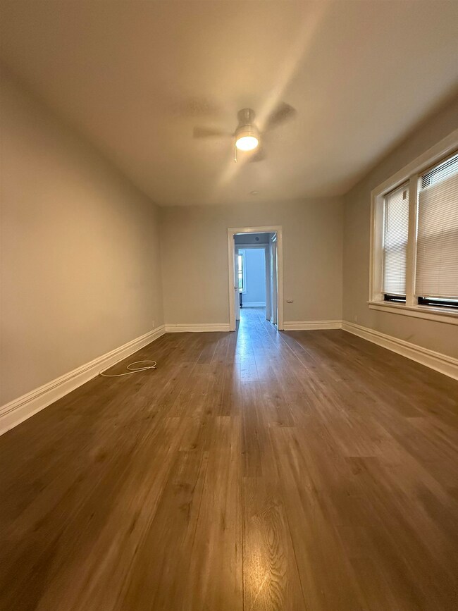 270 Harrison St unit 202, Jc, West Bergen, NJ 07304 - photo 5