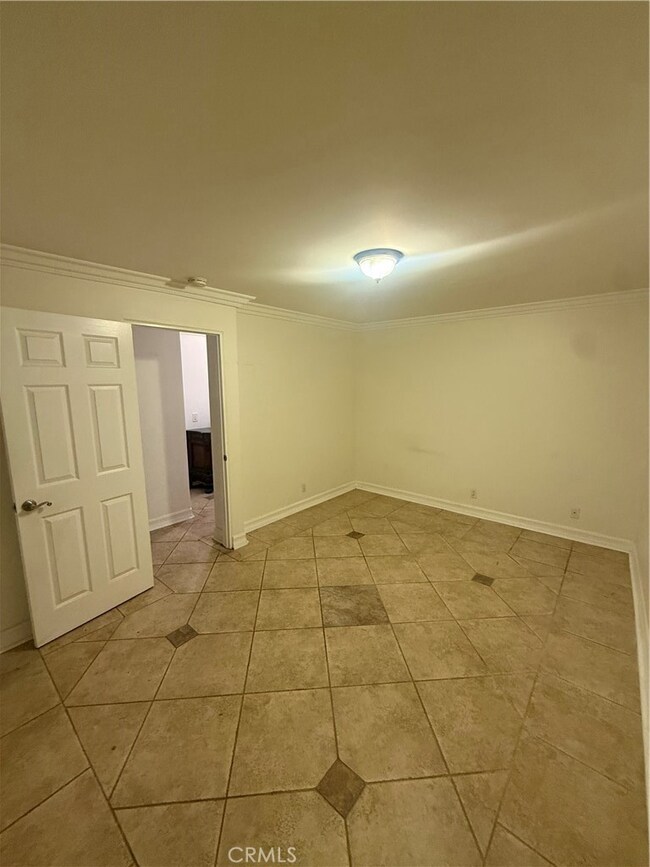 12536 Trail 06, Sylmar, CA 91342 - photo 5