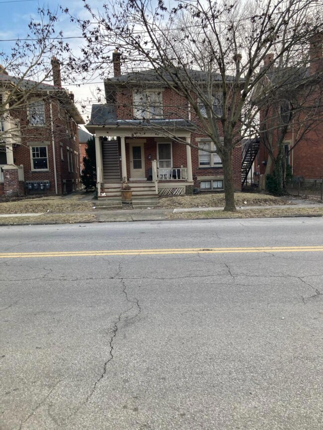 47 Thurman Ave, Columbus, OH 43206 - photo 2