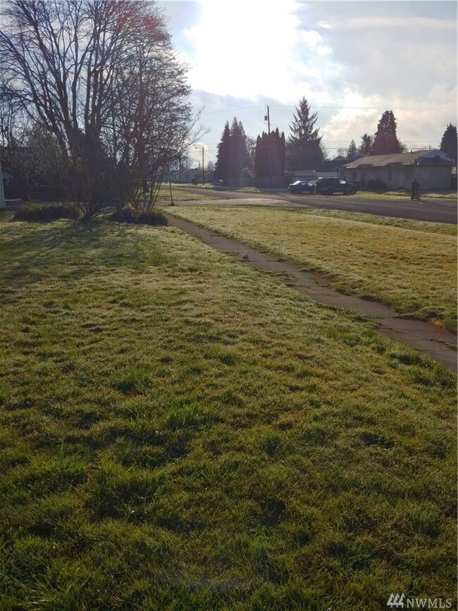 251 17th Ave, Longview, WA 98632 - photo 3