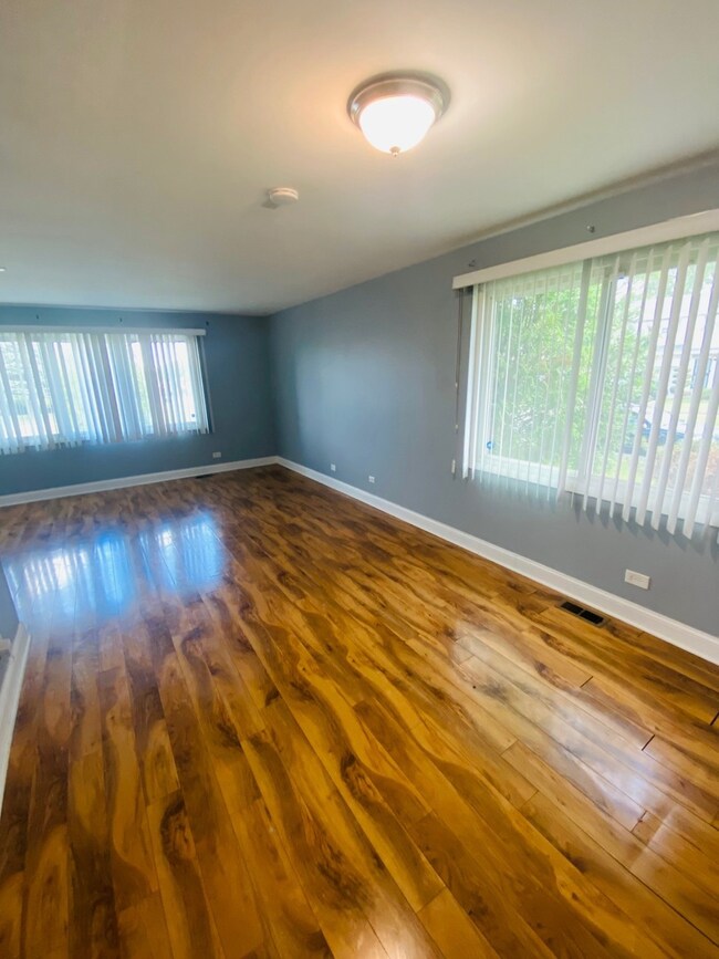 18106 Birch Ave, Country Club Hills, IL 60478 - photo 4