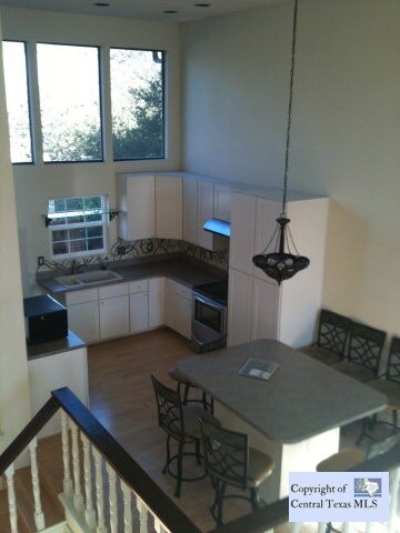 214 Scott St, San Marcos, TX 78666 - photo 7